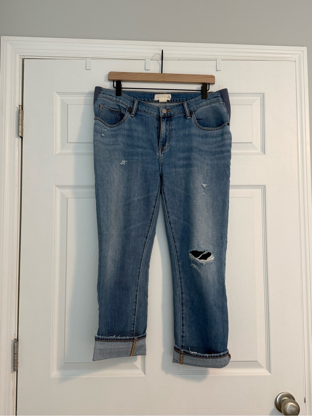 Hatch Distressed Maternity Boyfriend Jean - size 28 - Picture 2 of 8